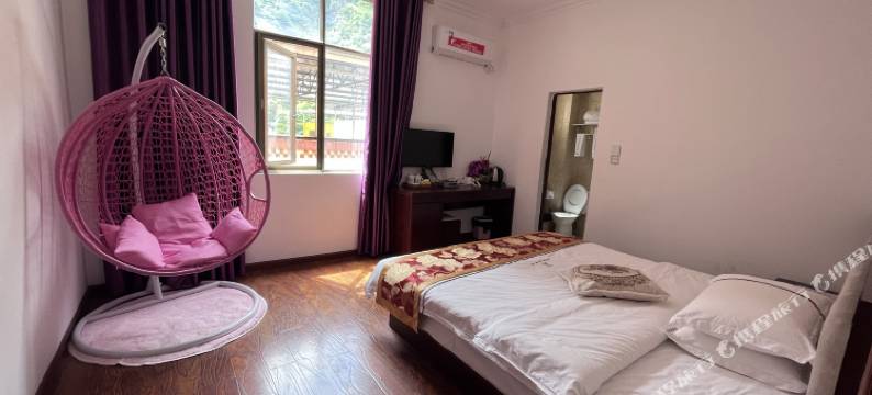 卧龙熊猫缘驿栈图片