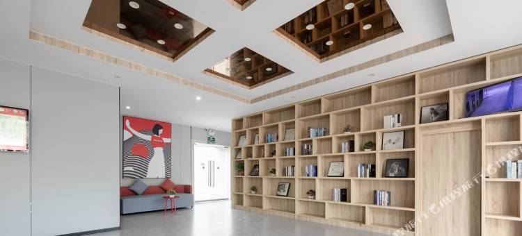 骏怡精选酒店(谷城火车站三环车桥工业园店)图片