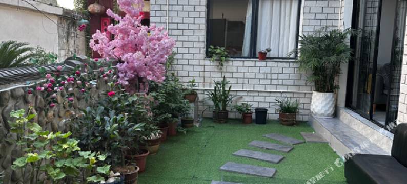 清馨居民宿(凤凰古城店)图片