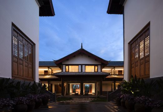 乐曼森·La Maison｜既山野Embracing Nature ·美学漫境·溯野度假庭院View Resort（丽江古城大水车店）外景图