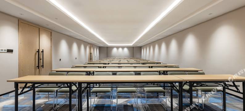 宜尚酒店(芒市广场店)图片