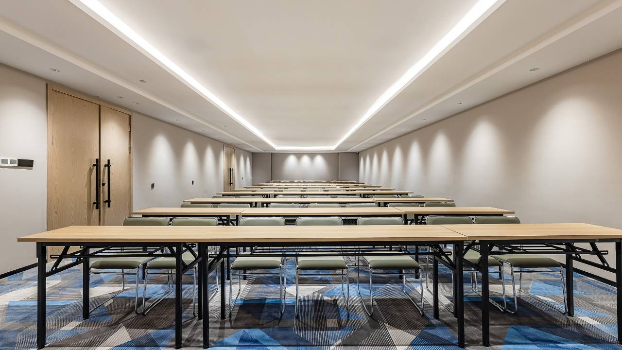 宜尚酒店(芒市广场店)图片