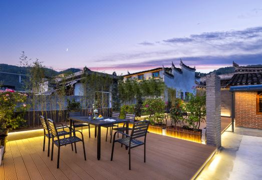 凤凰漫琴庭院民宿外景图