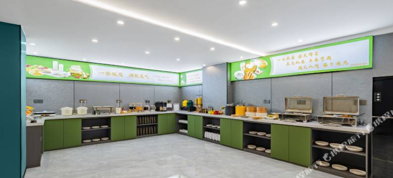 当涂亚桔HOMEFUNPARK•SOULMATE智能影音酒店(高铁东站翠竹广场店)图片