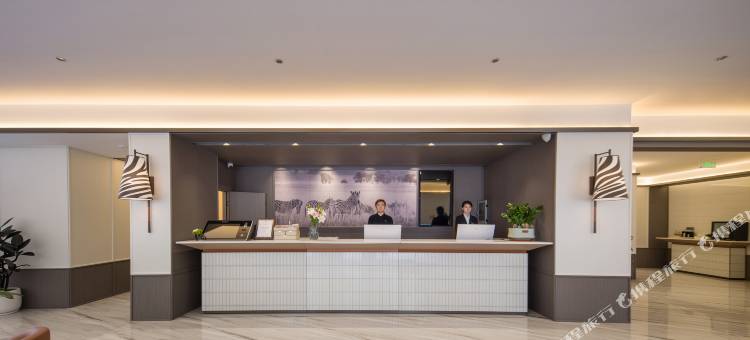 YA YUR·亚悦酒店(张家界国家森林公园标志门店)图片