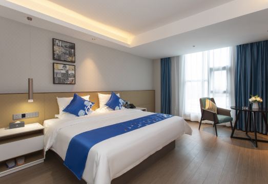Yeste Hotel (Lingshan Jiangnan Avenue) Hotel Overview