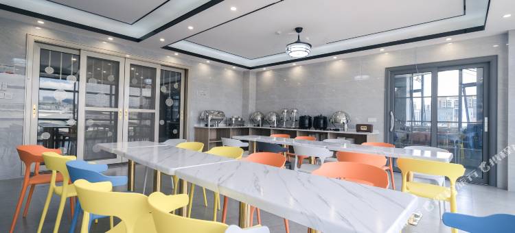 如家UP华驿智旅酒店(赣州西站店)图片