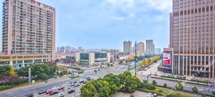 南缘大酒店(常州武进万达广场店)图片