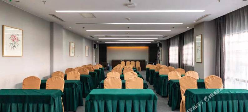 天津巨川百合酒店(塘沽地铁站店)图片