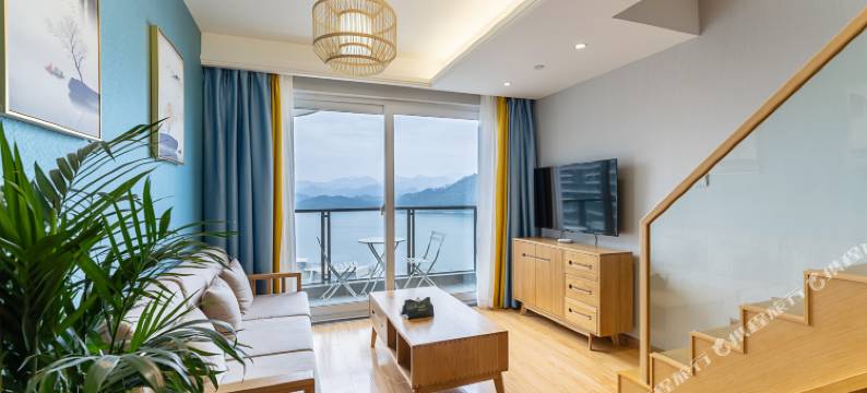 千岛湖中心湖区湖滨悦享两卧一厅LOFT湖景公寓图片
