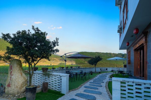 2021民宿坐落在最美乡村婺源的篁岭度假区,邻近国家5a级景区江湾和