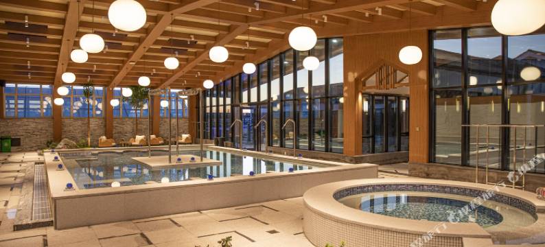 长白山东沃温泉酒店图片