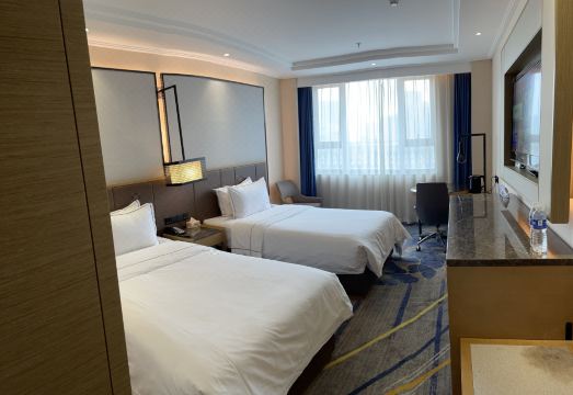 Nanjing Longhua Grand Hotel Hotel Overview