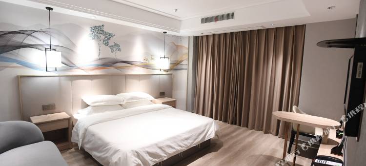 扬中华厦云朵大酒店图片