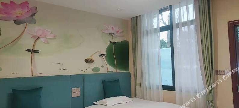 街子古镇春梅后花园图片