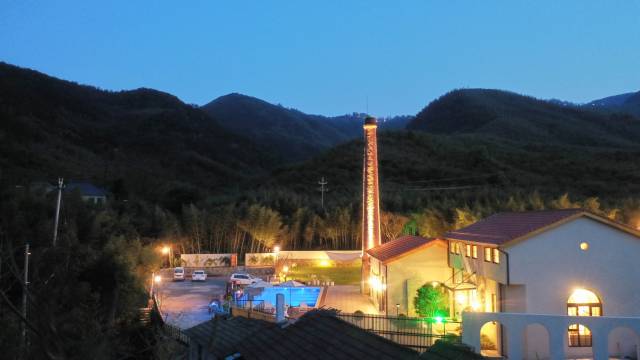 莫干山大墅下·溯溪泳池鸣沙温泉度假美宿图片