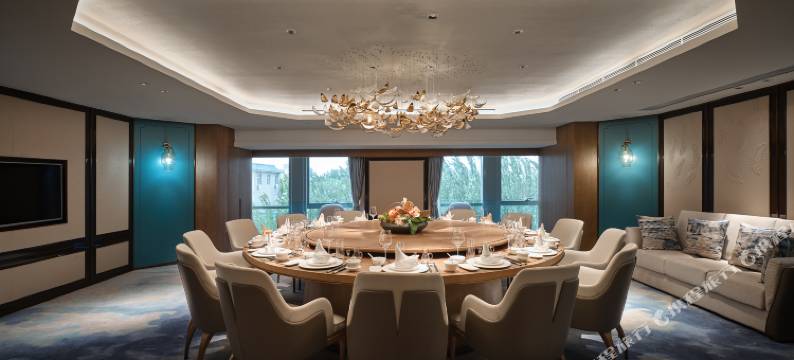 呼和浩特中心皇冠假日酒店图片