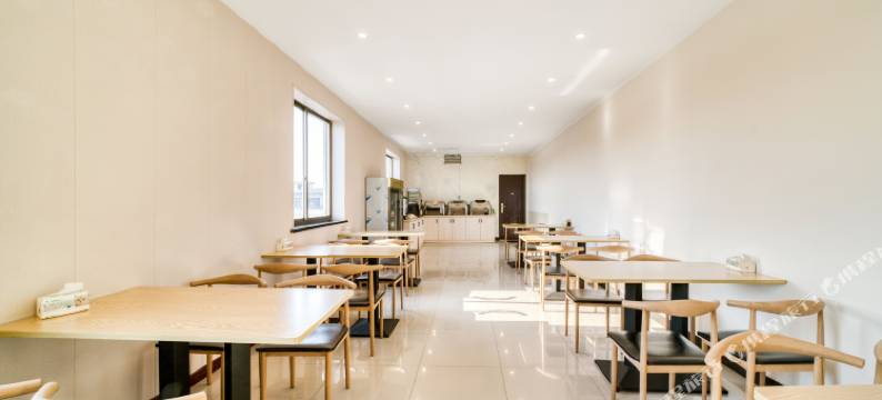 怡佳精品酒店(余姚站华润五彩城店)图片