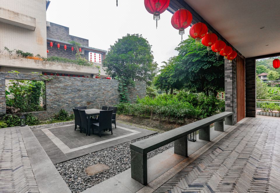 Yashan Tourism Resort - Shijian Inn Hotel Overview