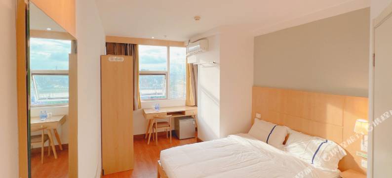 广州乾晟公寓(黄埔区夏港地铁站店)图片