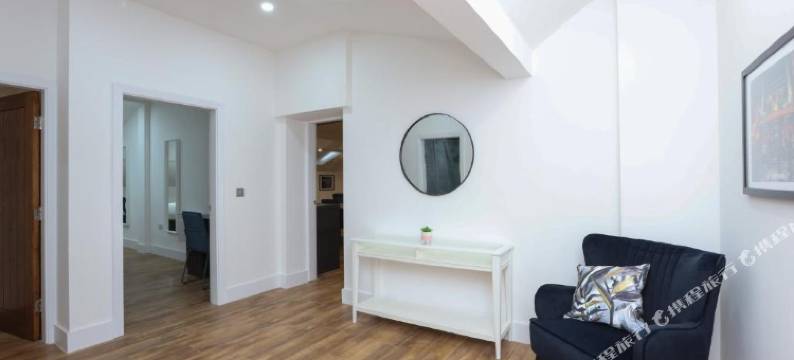 Concert Square Apartments by Happy Days图片