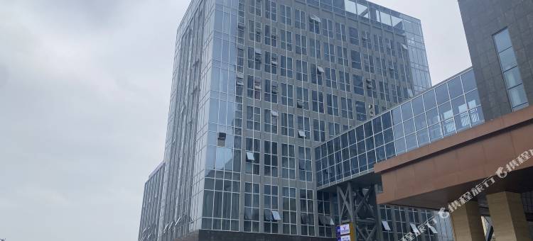 乐安飞扬电竞酒店图片