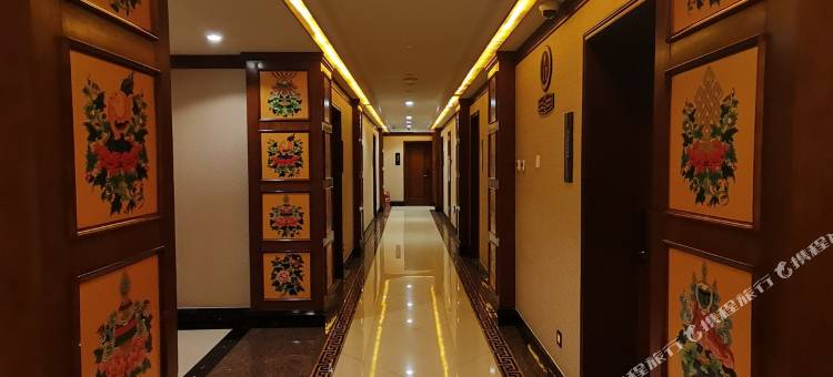 石渠香德尼玛大酒店图片