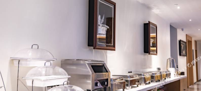 卜拉·丹江田居图片