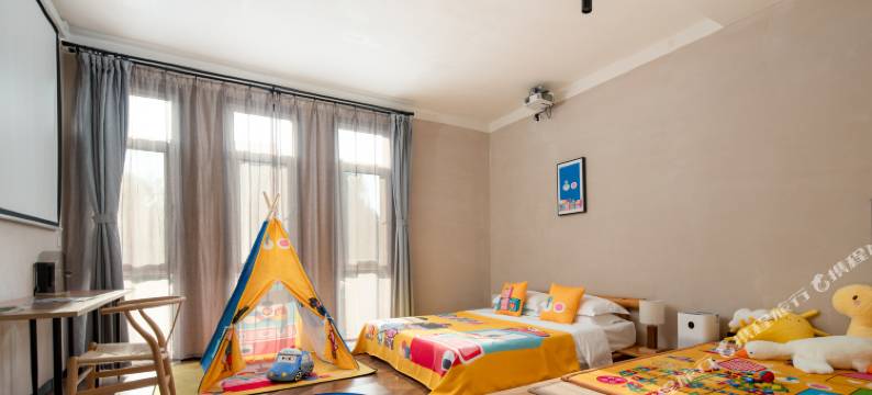 捌间民宿(天津东丽湖欢乐谷店)图片