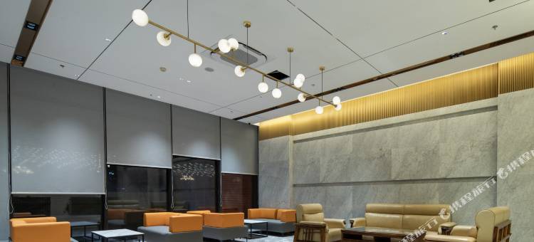 谷兹.铂雅名人泰明酒店(成都高新保税区龙湖蜀新天街店)图片