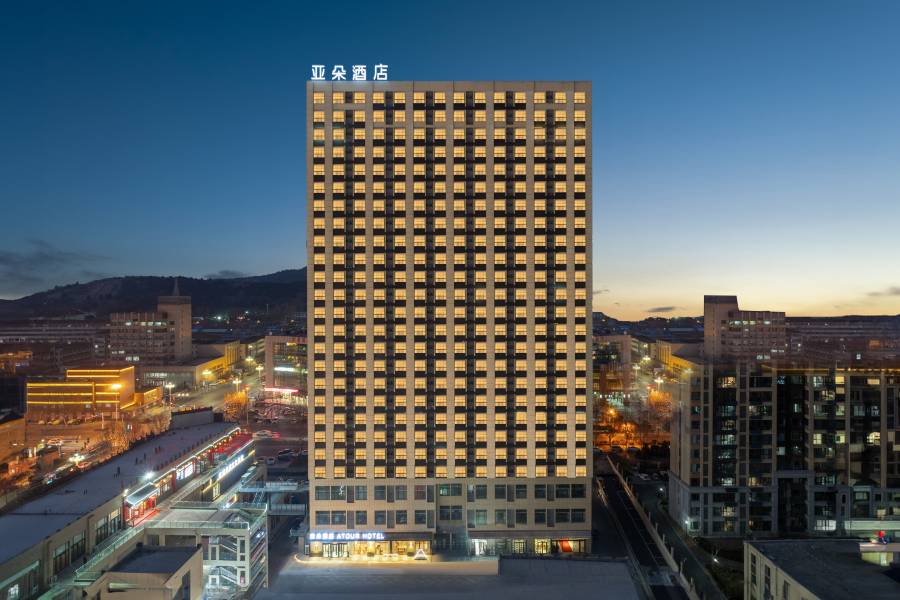 鄒城人民廣場東灘路亞朵酒店