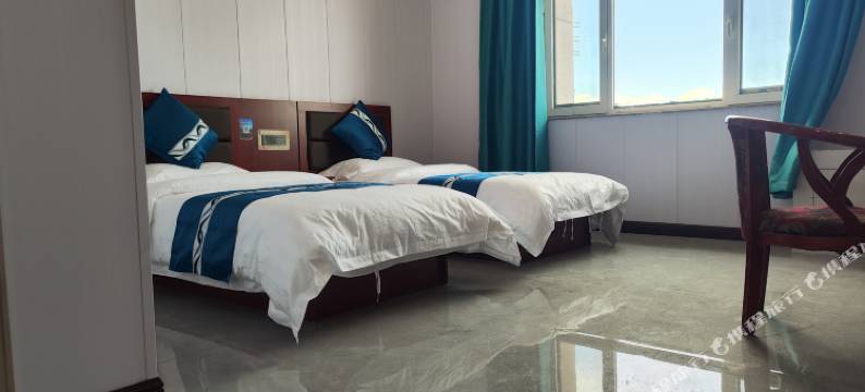 额济纳旗金色圣殿商务宾馆图片