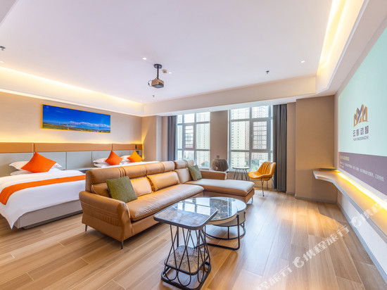 云影智慧酒店(中惠万达广场店)