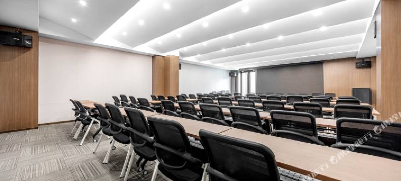 颐家·锦澜酒店(伊宁伊犁河风景区店)图片