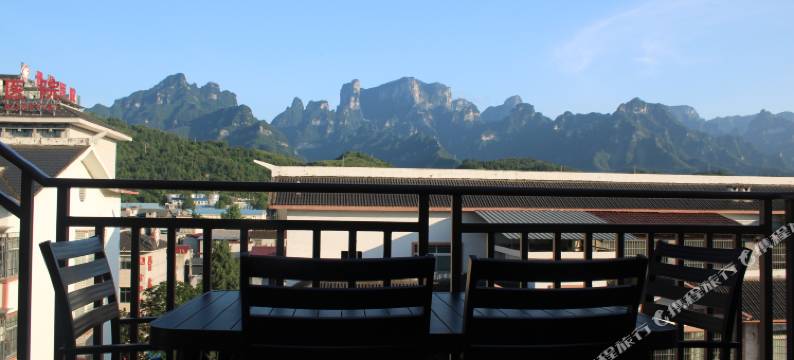 张家界山岚云涧酒店(天门山索道店)图片