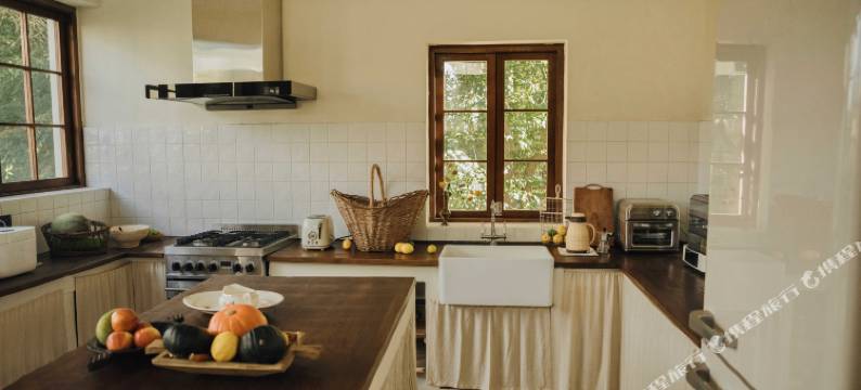 霍城隅里民宿(晃晃村店)图片