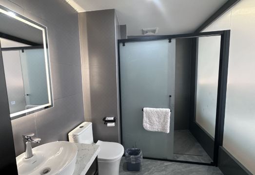 Zhuoniluoke Bay International HotelHotel Overview