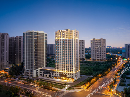 太原红灯笼体育场晋阳里亚朵酒店