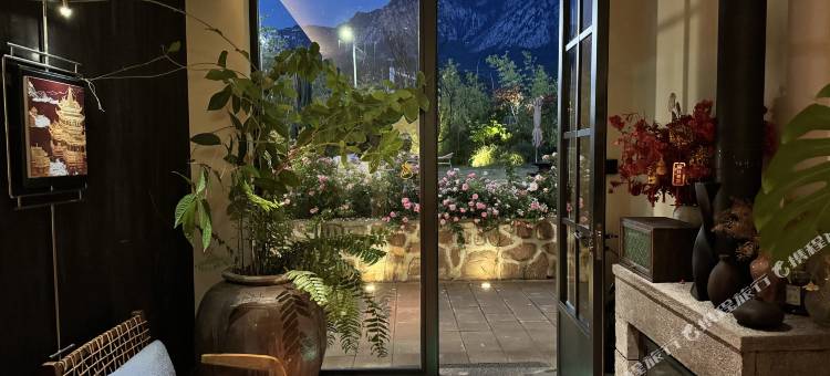 浪里山下·在山边Resort(登封嵩山景区店)图片