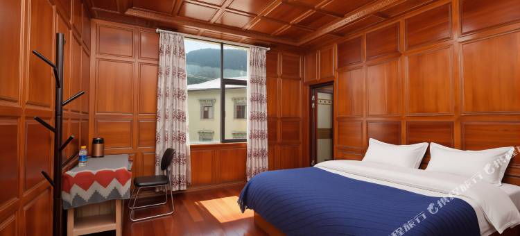 香格里拉云登别院民宿(普达措森林公园店)图片