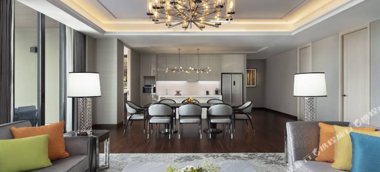 曼谷新通凯宾斯基酒店(Sindhorn Kempinski Hotel Bangkok)图片