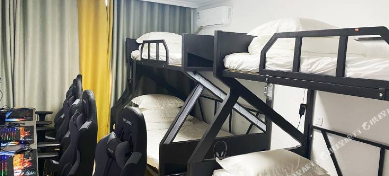 临湘艾希电竞酒店图片