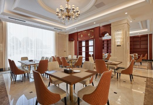 ROYAL XINXIANG INTEENATIONAL HOTEL Hotel Overview