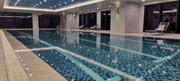 凯里亚德酒店(鞍山火车站市府广场店)图片