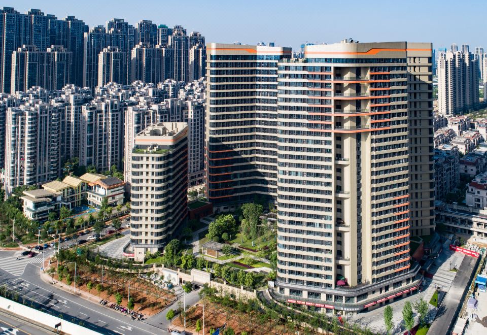  Hotel Overview
