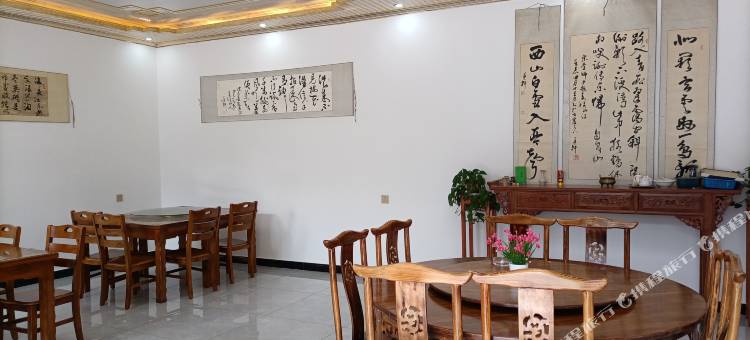 麦积山鸟语花香庄园图片