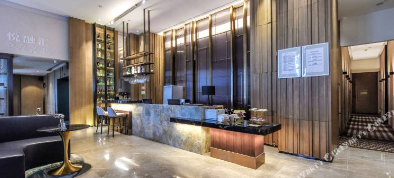 宽融全套房酒店(重庆大坪时代天街D馆店)图片