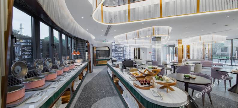 上海浦东张江前沿产业创新中心亚朵X酒店图片