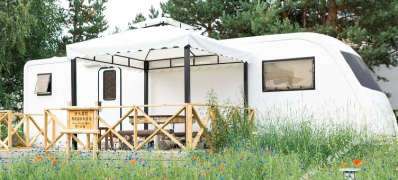 喀纳斯邦吉特房车营地图片