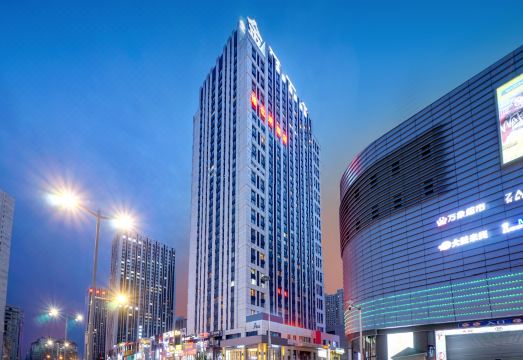 维也纳酒店（哈尔滨哈西高铁万达广场店）外景图